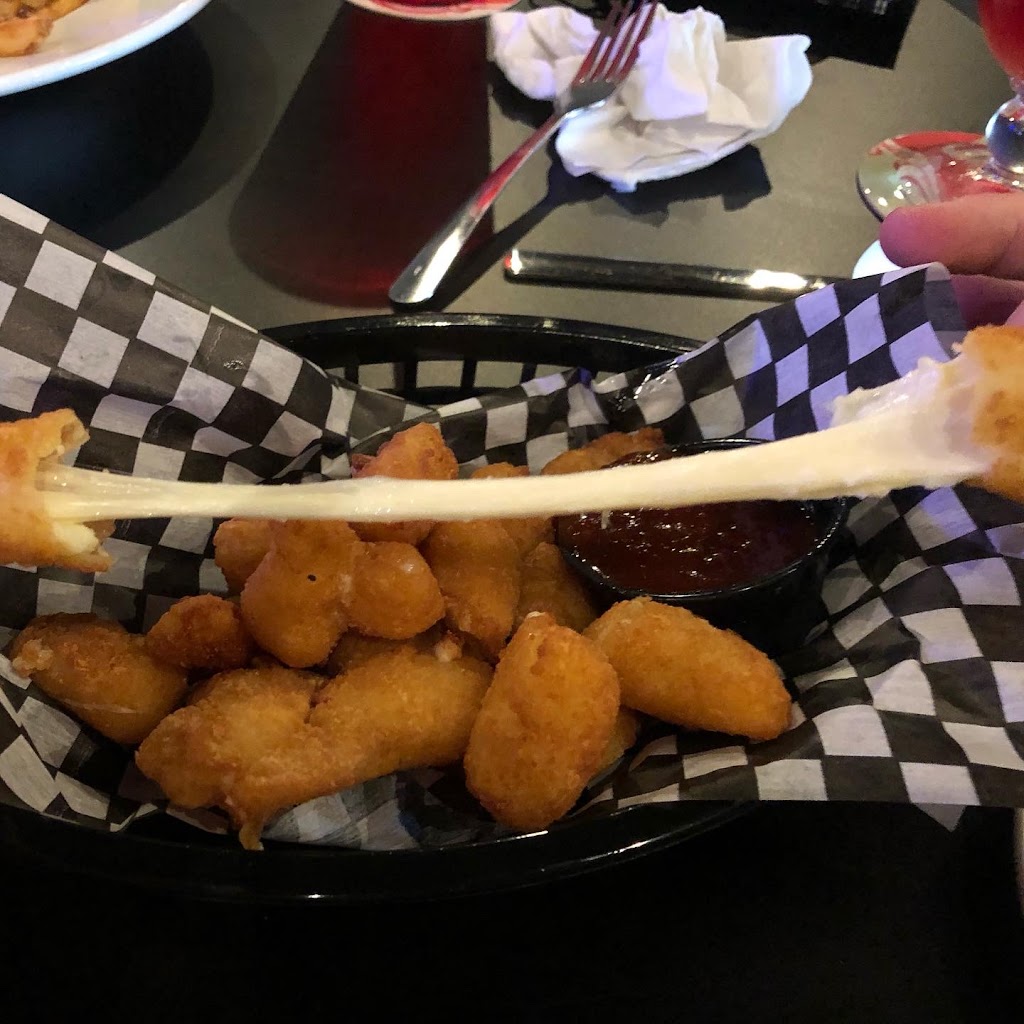 Paranyde Bar & Grill | 1100 Commissioners Rd E Unit 1, London, ON N5Z 4W8, Canada | Phone: (519) 668-4040