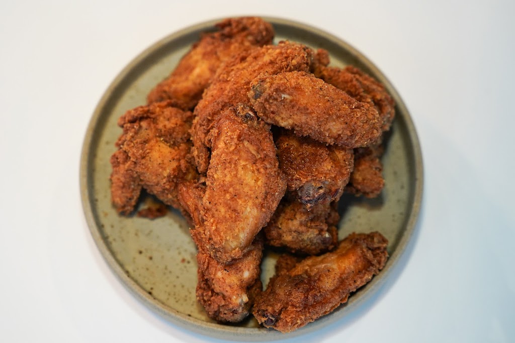 Bird N Hand | 27133 Fraser Hwy, Langley Twp, BC V4W 3R2, Canada | Phone: (604) 916-9223