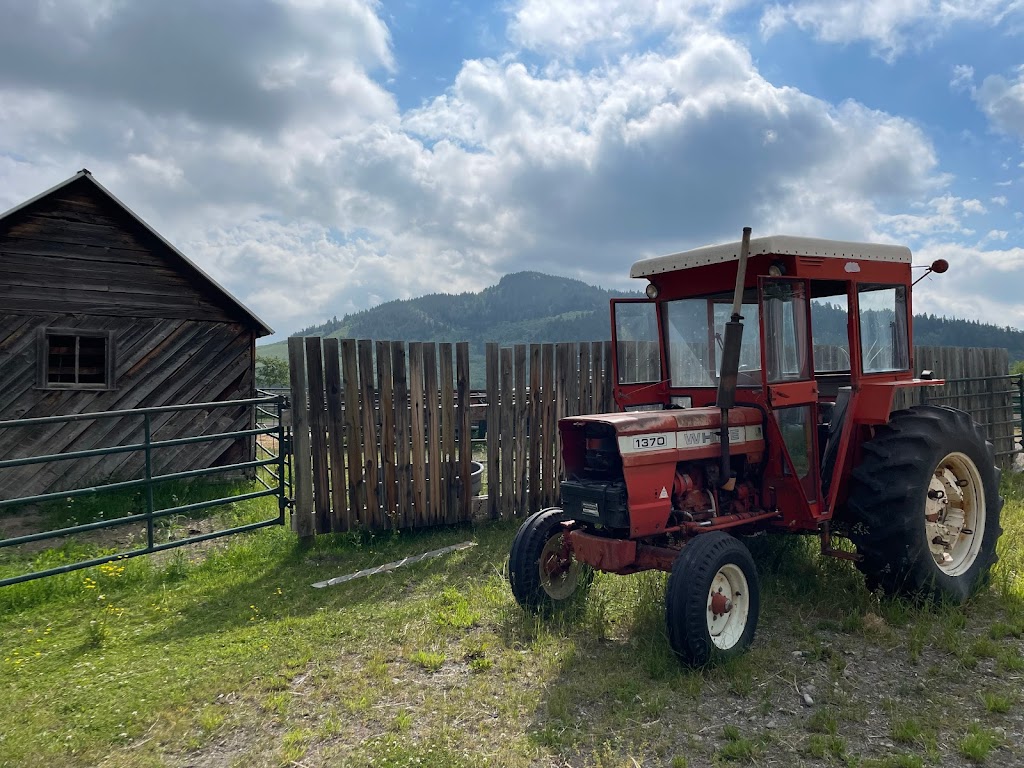Noble Ranch Bed and Breakfast | 6032 RRD2-2A, Pincher Creek, AB T0K 1W0, Canada | Phone: (403) 627-8117