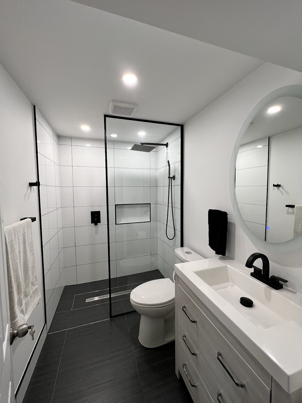 AJ Reno Plus Inc | 40 Valleybrook Dr, Kitchener, ON N2A 0J9, Canada | Phone: (416) 676-9066