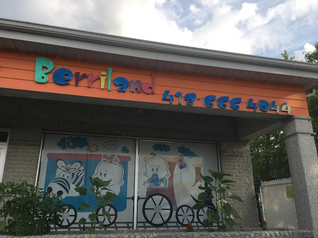 Garderie Berriland | 2255 Bd Louis-XIV, Québec, QC G1C 1A4, Canada | Phone: (418) 666-4044