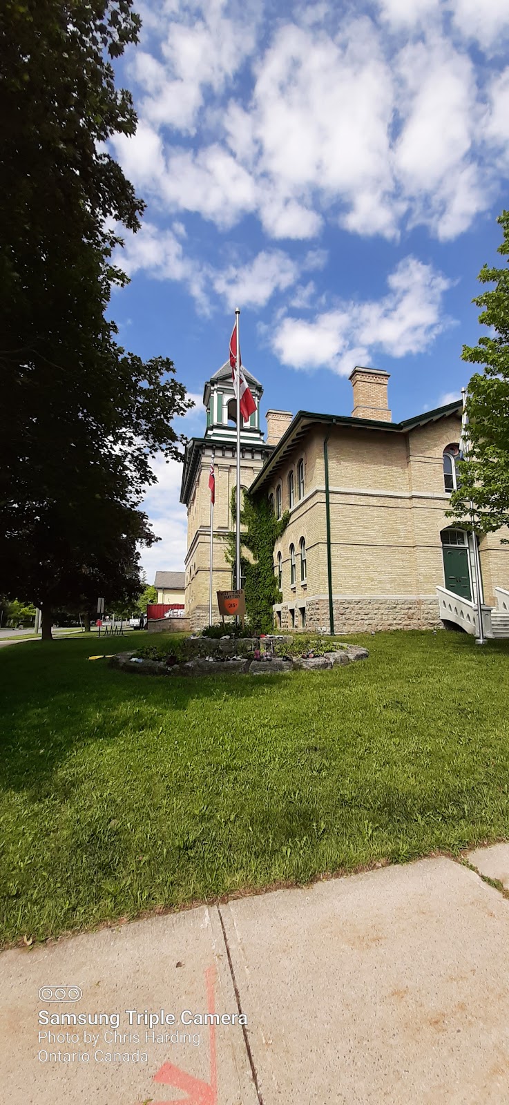 The City of Kawartha Lakes City Hall | 26 Francis St, Lindsay, ON K9V 6H7, Canada | Phone: (705) 324-9411