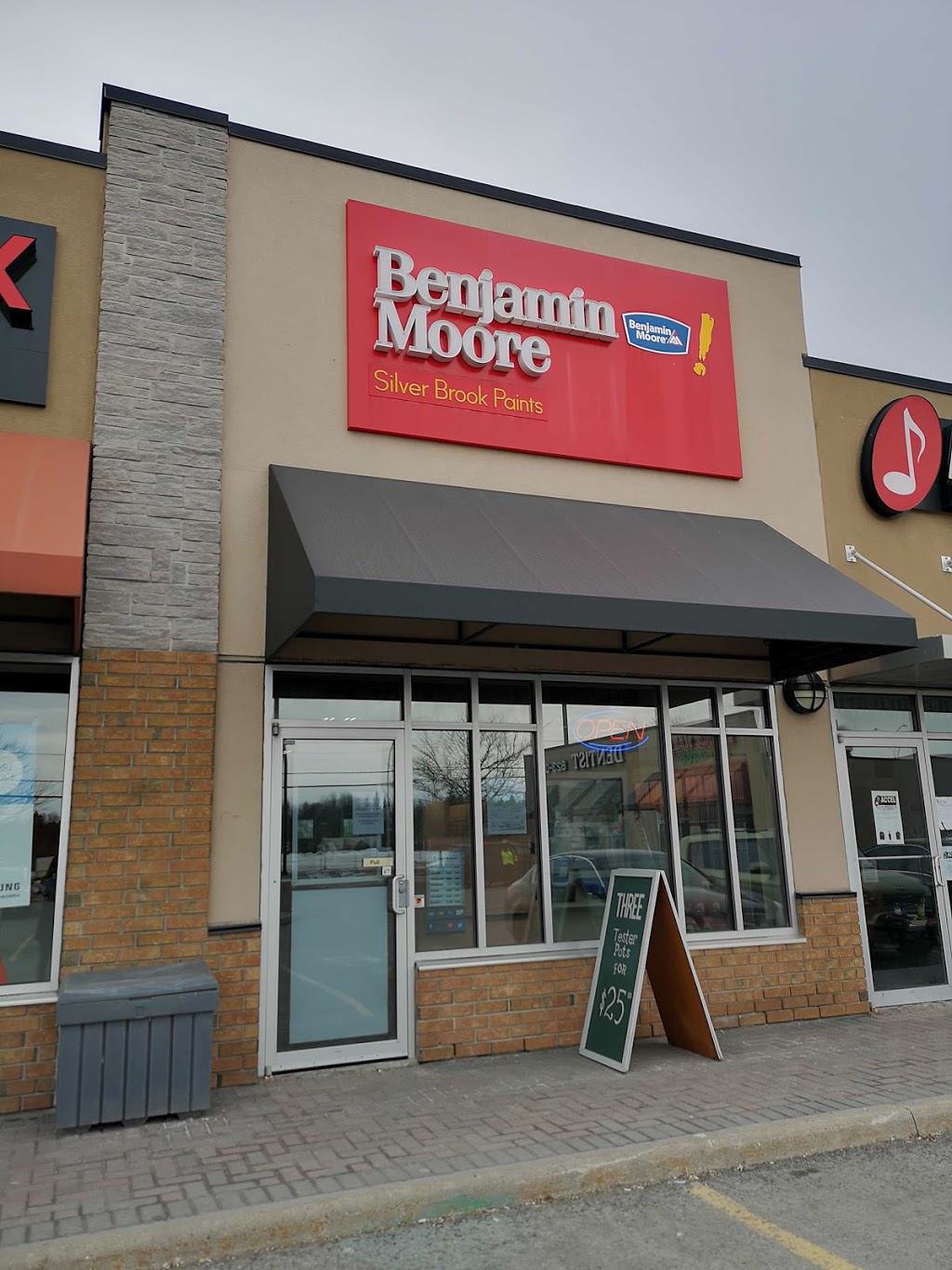 Benjamin Moore - Silver Brook Paints | 3570 Strandherd Dr, Nepean, ON K2J 5L4, Canada | Phone: (613) 823-8425