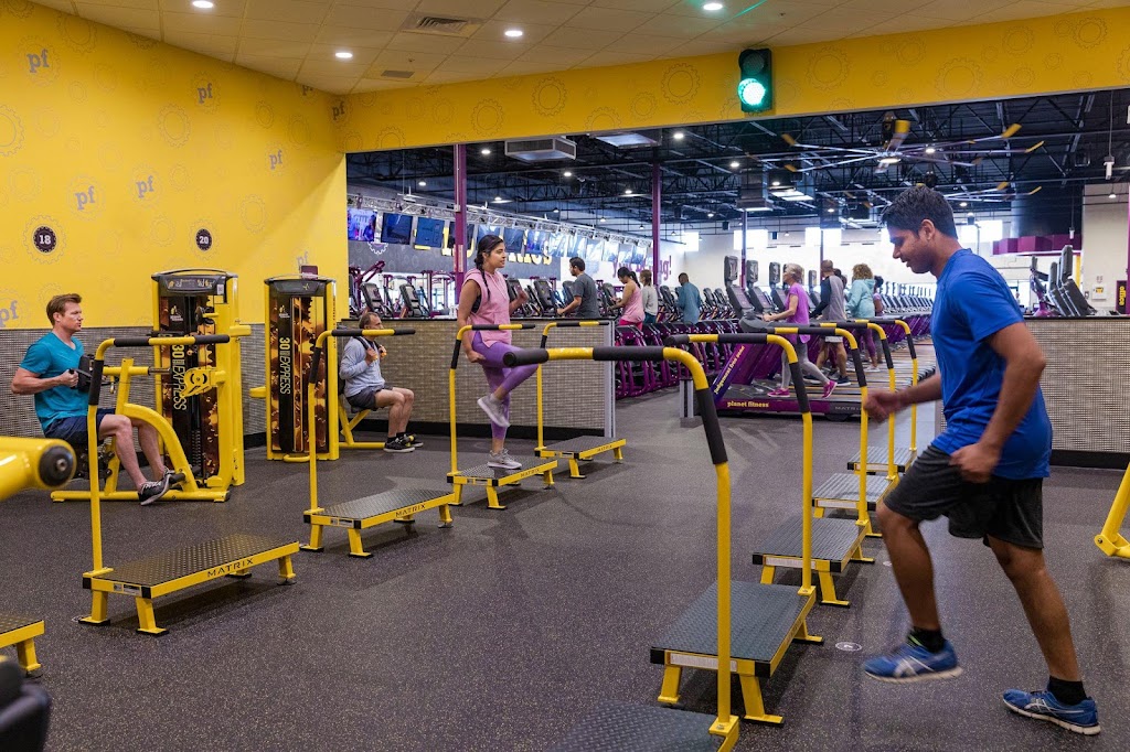 Planet Fitness | 450 Garrison Rd, Fort Erie, ON L2A 1N2, Canada | Phone: (365) 801-5553