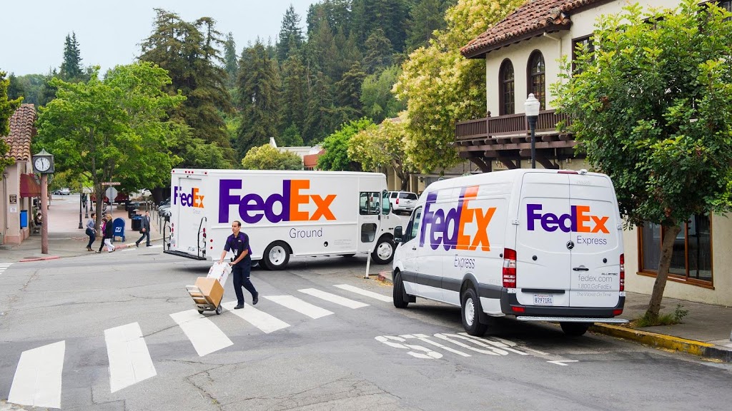 FedEx Ground | 115 Saltspring Dr, Friday Harbor, WA 98250, USA | Phone: (800) 463-3339