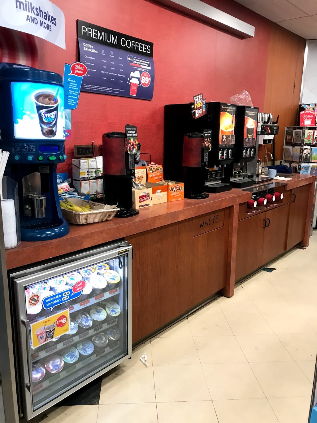 Macs | 421 Rideau St, Kemptville, ON K0G 1J0, Canada | Phone: (613) 258-2573