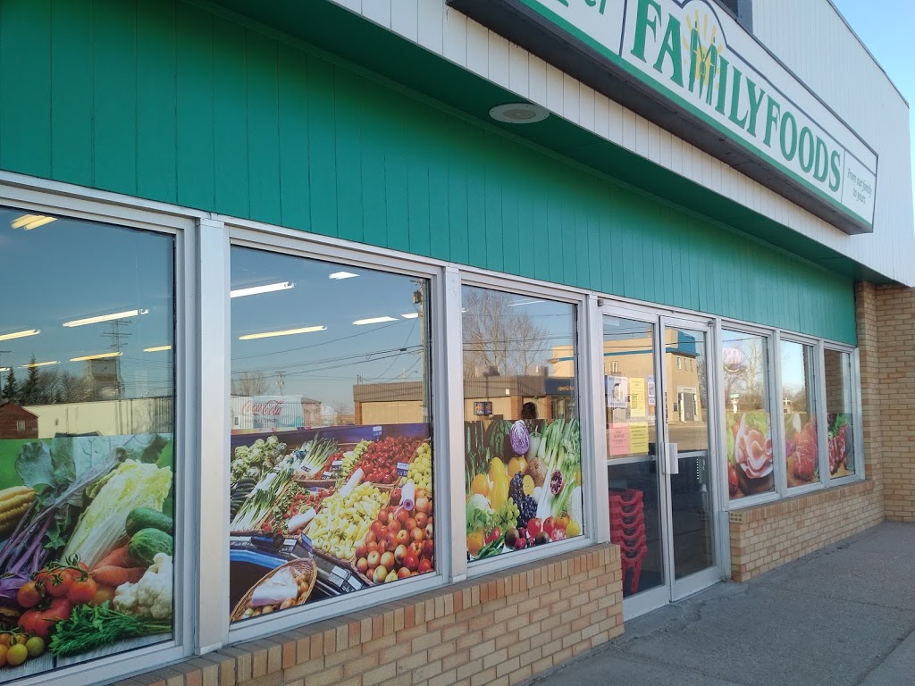 Strasbourg Family Grocery | 116 Mountain St, Strasbourg, SK S0G 4V0, Canada | Phone: (306) 725-3323
