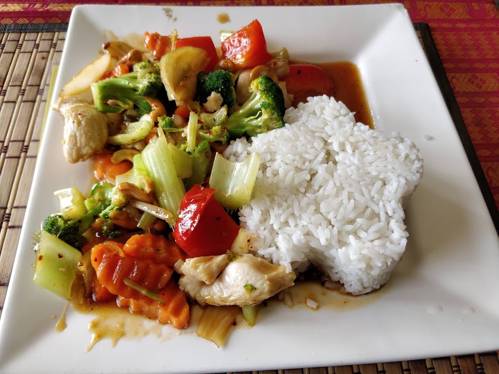 Malinees Thai House | 300 Taunton Rd E, Oshawa, ON L1H 7K4, Canada | Phone: (905) 240-4699