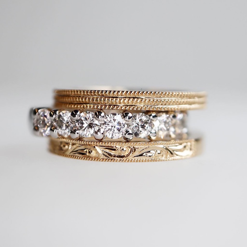 Diamond Gallery | 1-1735 Corydon Ave, Winnipeg, MB R3N 0K4, Canada | Phone: (204) 488-9813