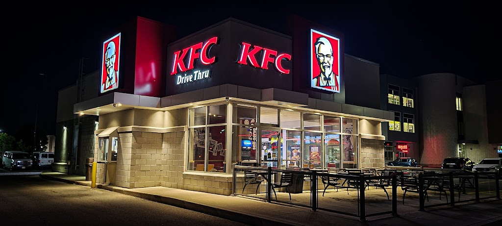 KFC | 829 Paramount Dr, Stoney Creek, ON L8J 0B4, Canada | Phone: (905) 578-5800
