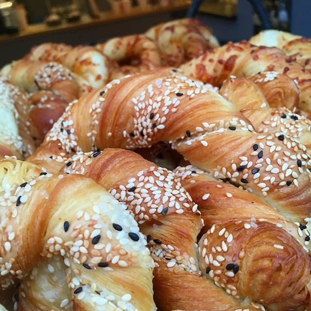 La Belle Baguette | 248 Avenue de la Cathedrale, Winnipeg, MB R2H 0H8, Canada | Phone: (204) 219-2123