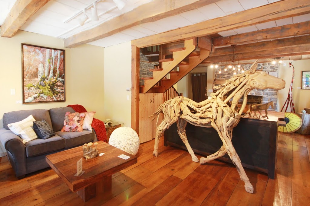 Chaiya Decor | 323 St Lawrence St, Merrickville, ON K0G 1N0, Canada | Phone: (613) 269-4242
