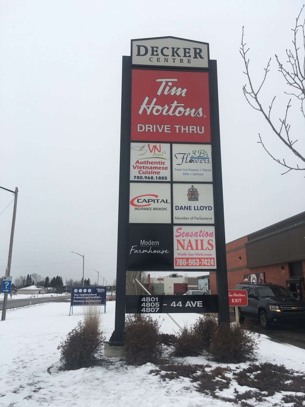 Modern Farmhouse | 4807 44 Ave #104, Stony Plain, AB T7Z 1V5, Canada | Phone: (780) 968-9225