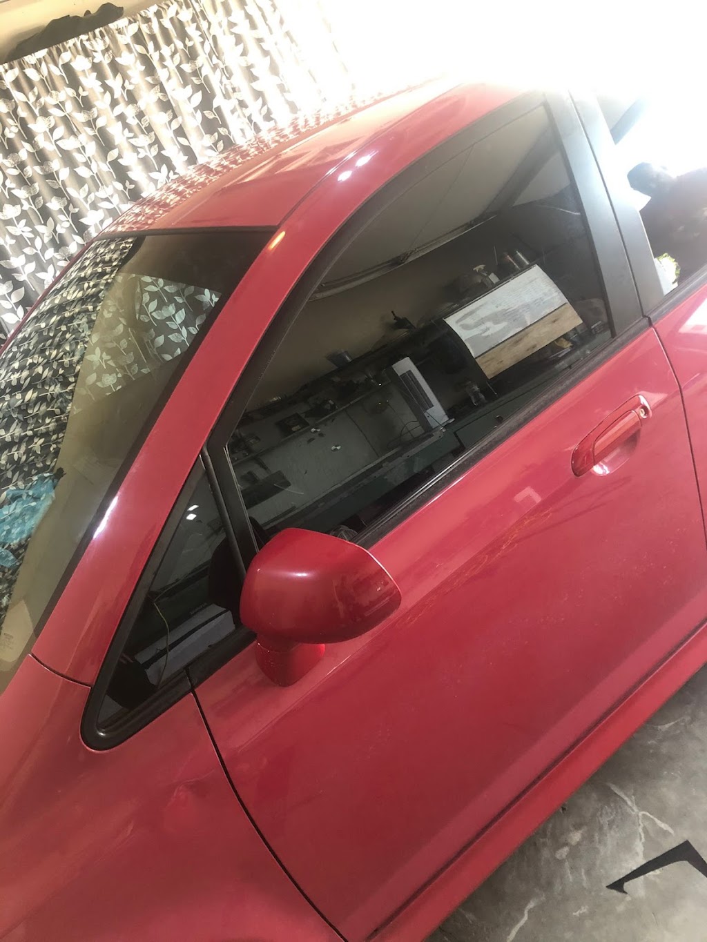 Tinting | 450 Beach Rd, Hamilton, ON L8H 3K6, Canada | Phone: (289) 925-3873