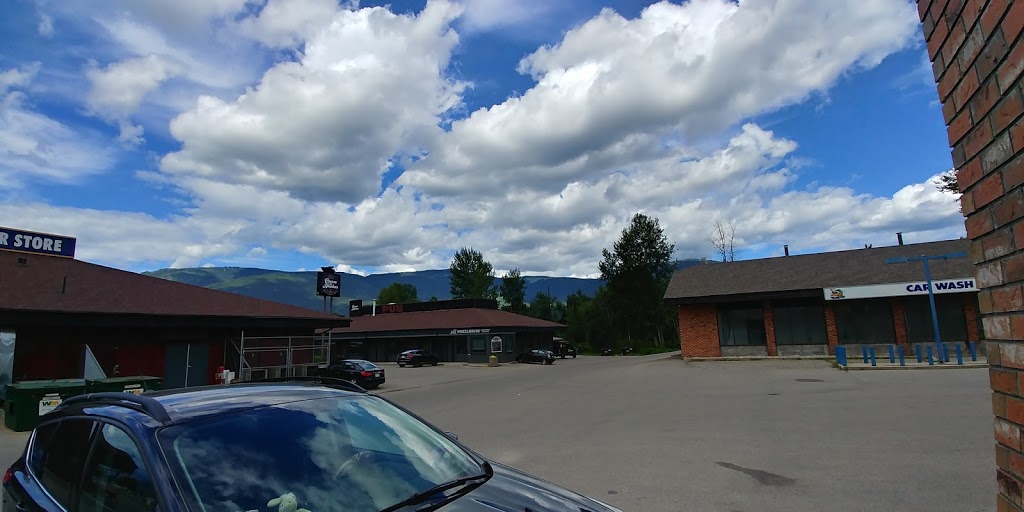 Petro-Canada | 915 Lakeshore Dr W, Salmon Arm, BC V1E 1E4, Canada | Phone: (250) 832-2744