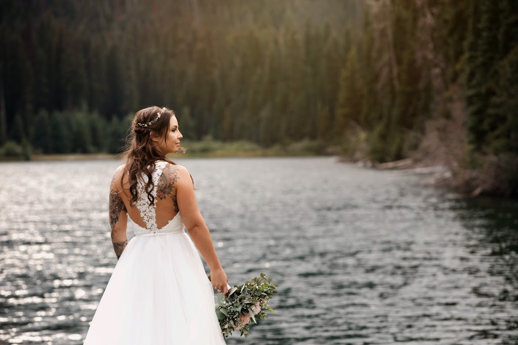 Brianne Adams Photography | 15243 91 Ave #13, Surrey, BC V3R 9K2, Canada | Phone: (778) 879-6896