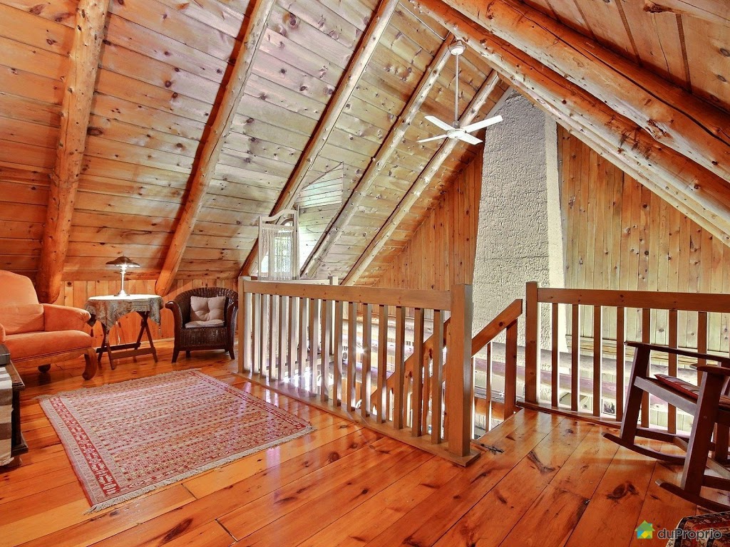 Aux retrouvailles | 3252 Rue de la Baie des Sables, Lac-Mégantic, QC G6B 1R6, Canada | Phone: (819) 340-1839