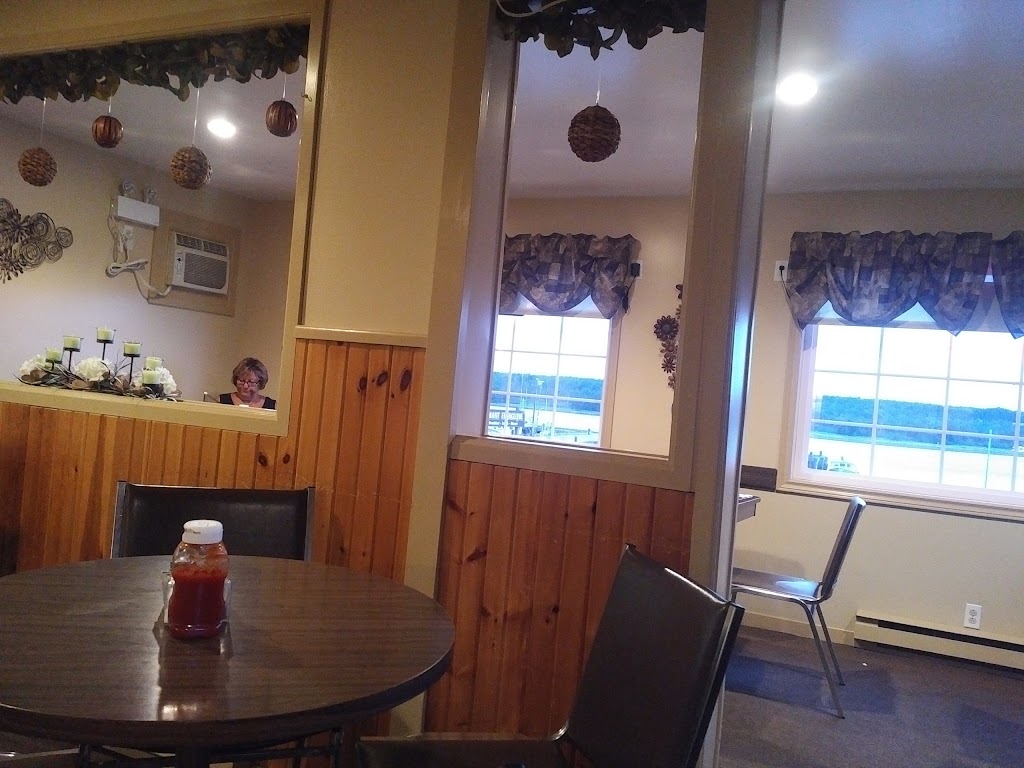 Pizza Shack | 15150 Cabot Trail, Chéticamp, NS B0E 1H0, Canada | Phone: (902) 224-2044