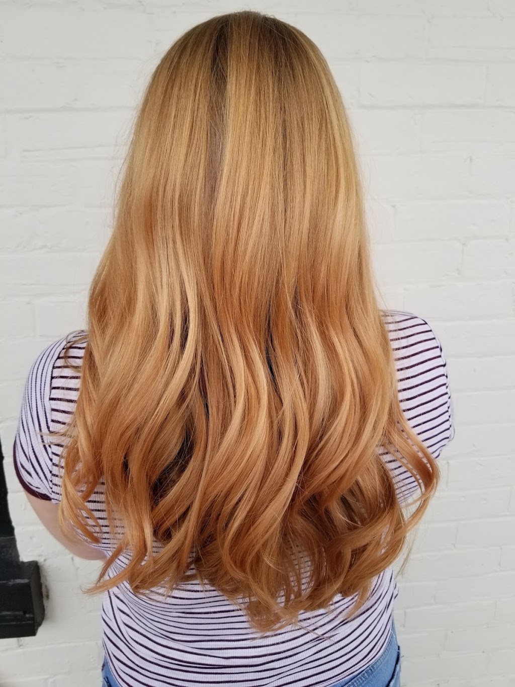 Blondies Hair Studio | 47 Worsley St, Barrie, ON L4M 1L7, Canada | Phone: (705) 722-4798