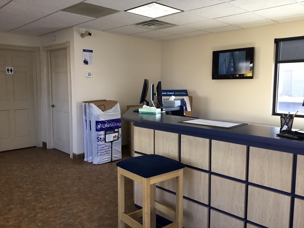 Life Storage | 521 Young St, Tonawanda, NY 14150, USA | Phone: (716) 695-0832