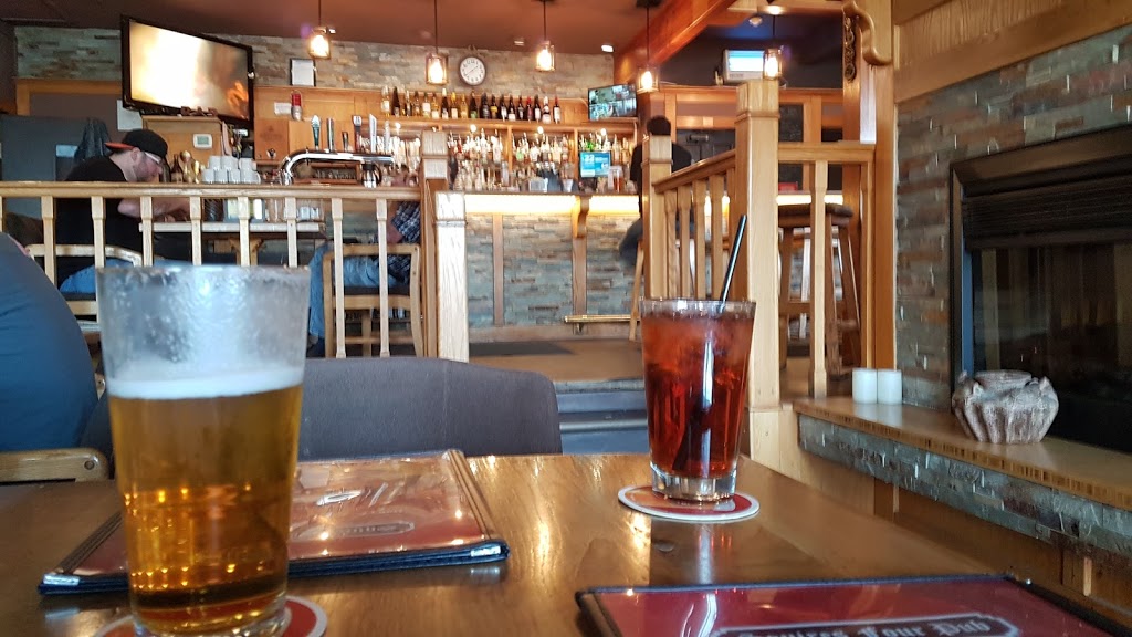 Squires Four Public House Ltd | 6301 Stickle Rd, Vernon, BC V1B 3R4, Canada | Phone: (250) 549-2144