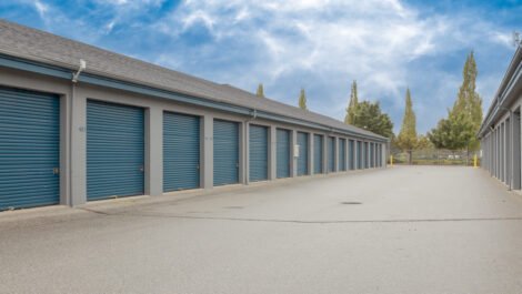 Mini Mall Storage | 20070 Stewart Crescent, Maple Ridge, BC V2X 0T4, Canada | Phone: (604) 465-0735
