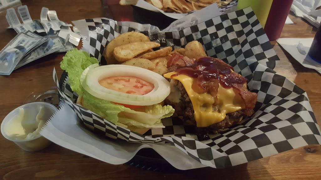 CJS Bar & Grill | 3860 Griswold Rd, Port Huron, MI 48060, USA | Phone: (810) 982-7943
