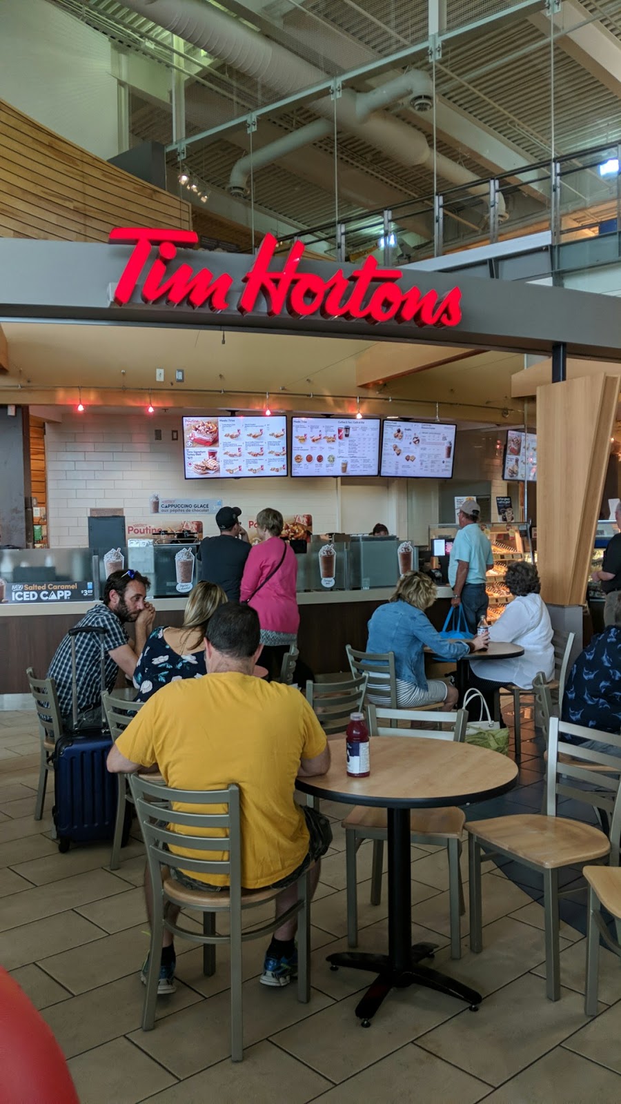 Tim Hortons | 777 Aviation Ave, Dieppe, NB E1A 7Z5, Canada | Phone: (506) 859-8709