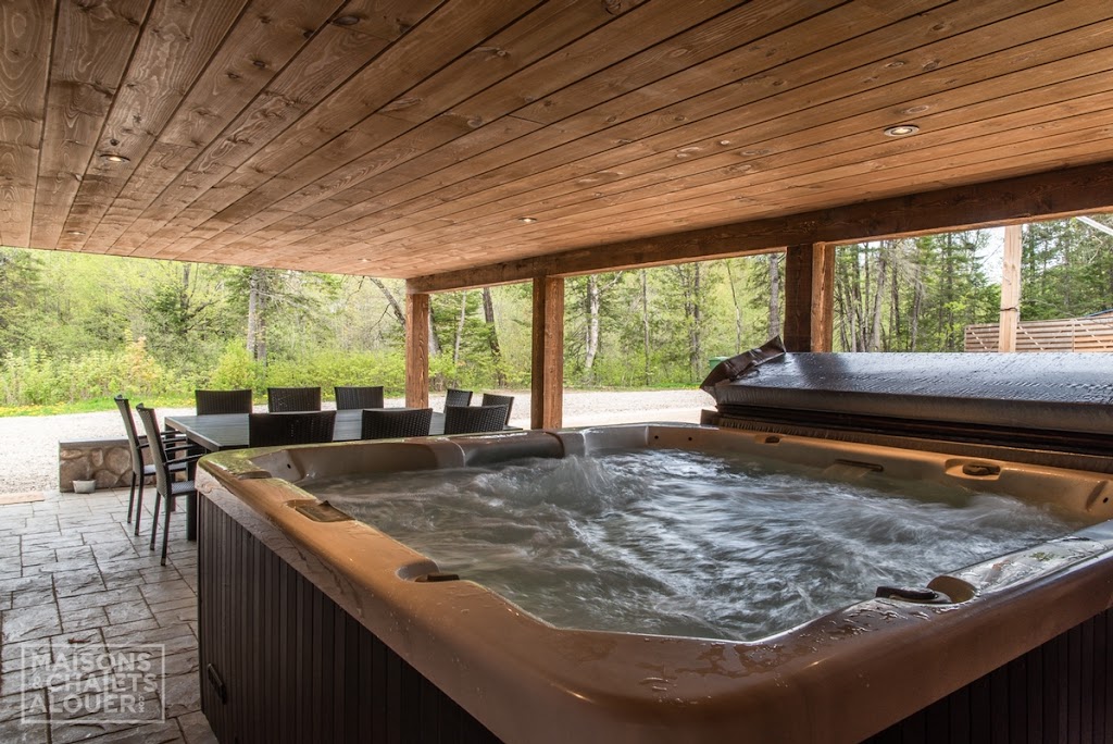 Le Grand Roy de Mandeville | 1700 Chem. du Parc, Mandeville, QC J0K 1L0, Canada | Phone: (877) 526-6879