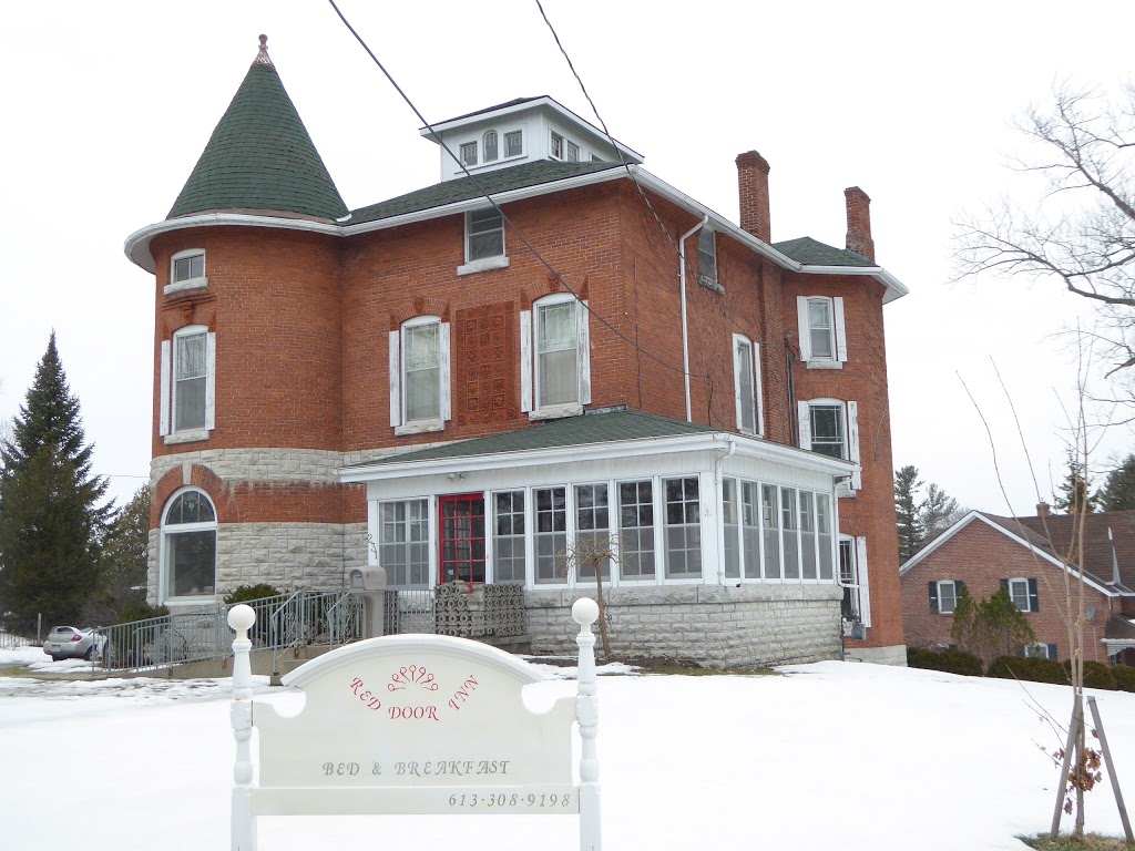 Mary Jane Turnbull | 1650 Bath Rd, Kingston, ON K7M 4X6, Canada | Phone: (613) 536-9205