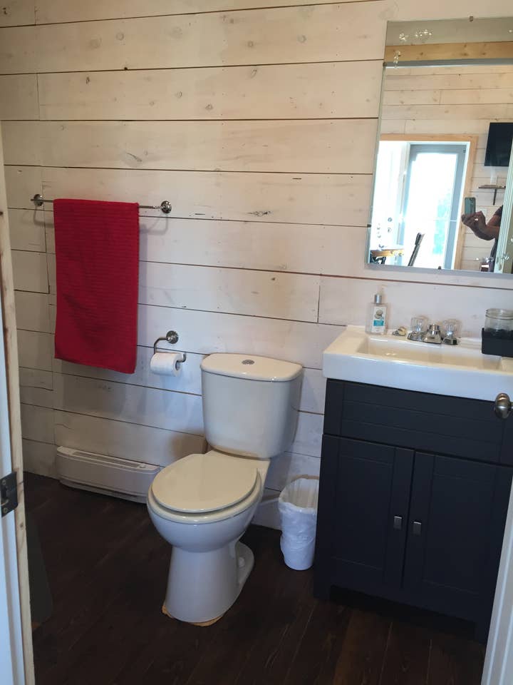 Reiley Farms - Twin Cabins | Richard, SK S0M 2V0, Canada | Phone: (306) 361-1000