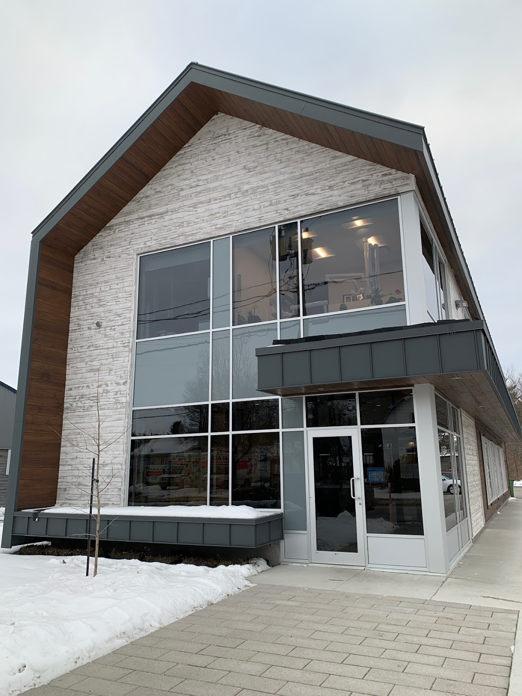 Isabelle Desbiens Denturologiste | 3541 Rue Queen, Rawdon, QC J0K 1S0, Canada | Phone: (450) 834-6705