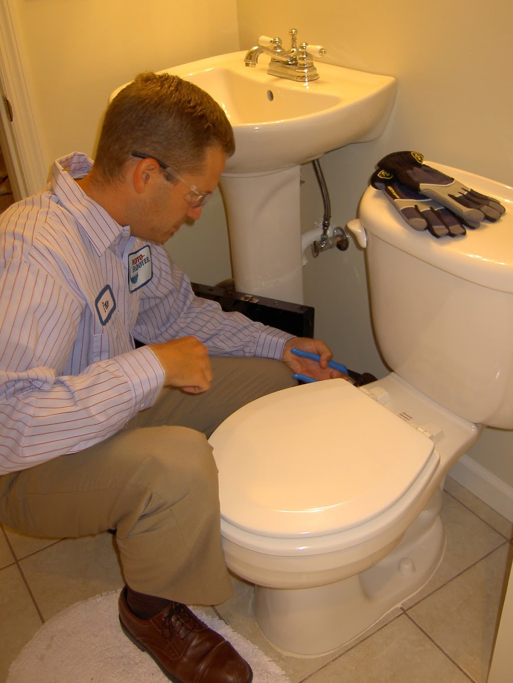 Roto-Rooter Plumbing & Water Cleanup | 470B Parkdale Ave N, Hamilton, ON L8H 5Y2, Canada | Phone: (905) 545-0940