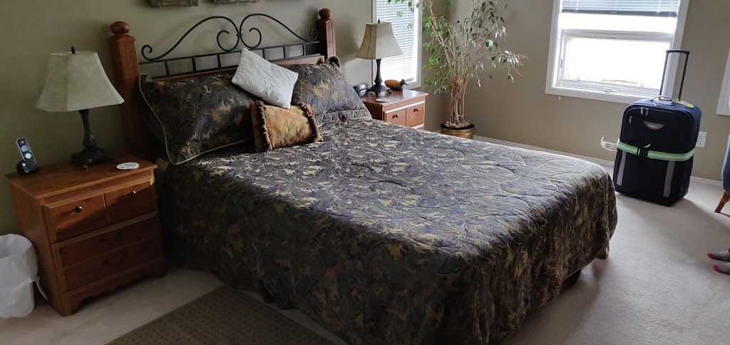 City Centre Riverpath Bed & Breakfast | 1011 Maggie St SE, Calgary, AB T2G 4L6, Canada | Phone: (403) 228-6167