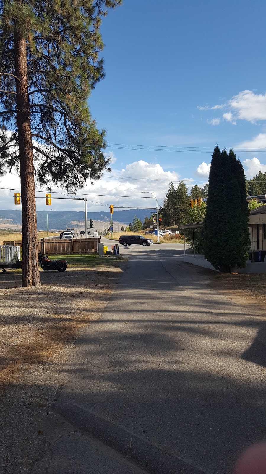 Shady Lane RV & Trailer Park | 1510 Glenmore Rd, Kelowna, BC V1V 2H1, Canada | Phone: (250) 868-1030