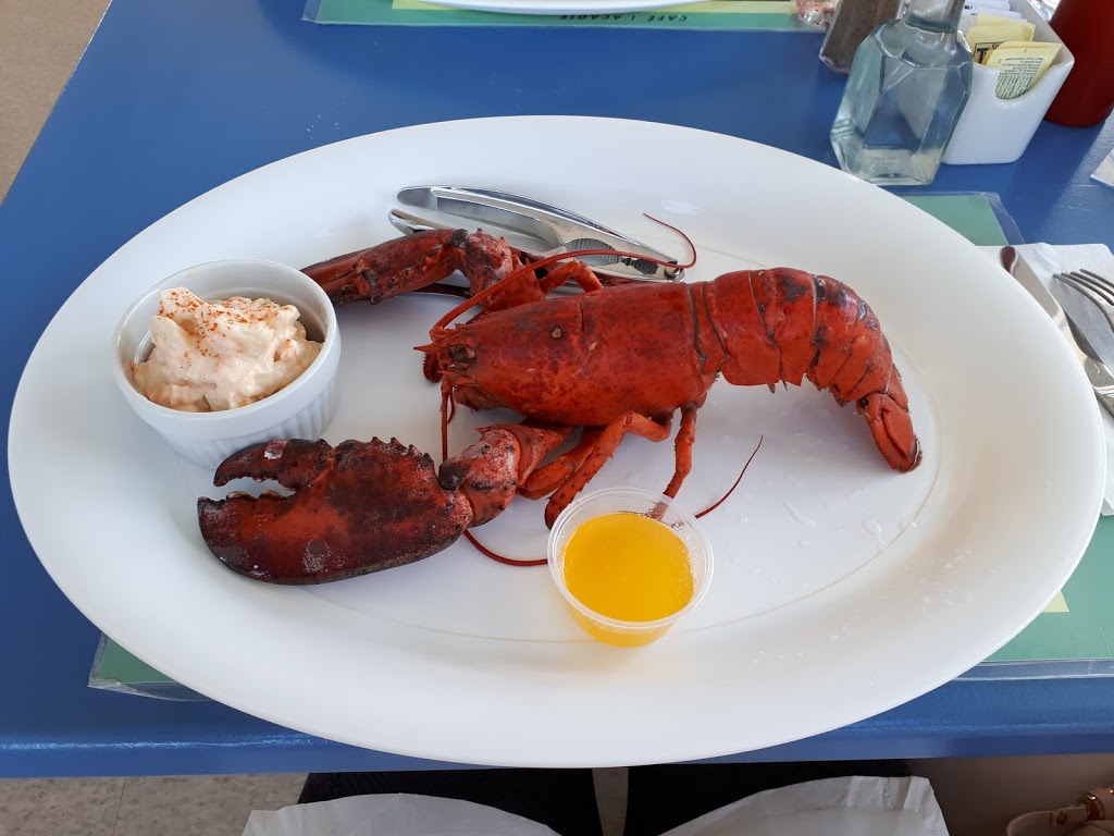 Café lAcadie | 8369 Peggys Cove Rd, Indian Harbour, NS B3Z 3R2, Canada | Phone: (902) 446-7771
