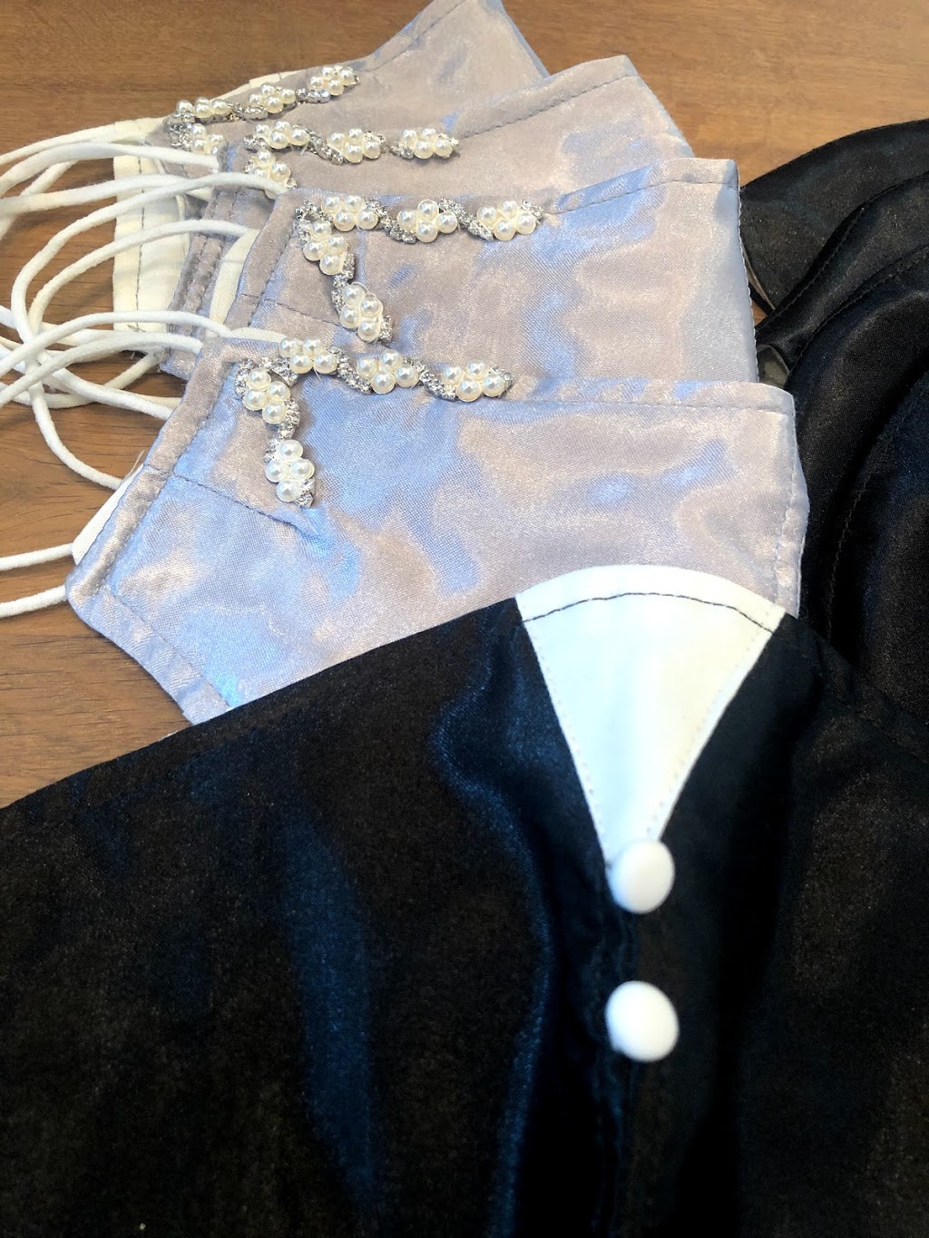 Art Tailors | 6838 Speaker Vista NW, Edmonton, AB T6R 0N9, Canada | Phone: (780) 471-4384