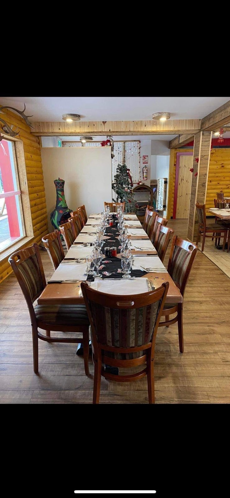 Bistro des Chutes | 571 Chem. du Progrès, Chute-Saint-Philippe, QC J0W 1A0, Canada | Phone: (819) 387-8025