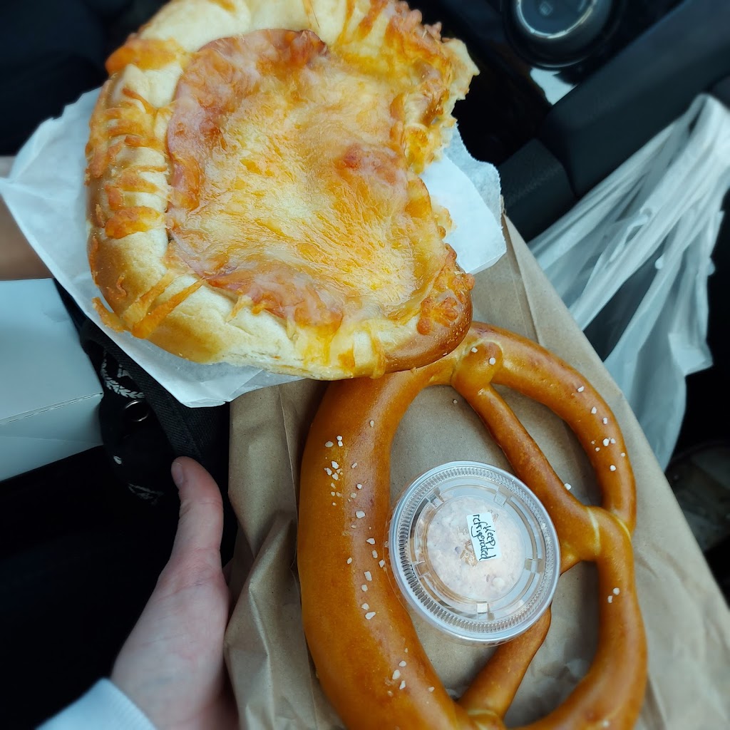 Pretzel Shack | 4305 50 St Ste 103, Stony Plain, AB T7Z 1L5, Canada | Phone: (780) 968-4729