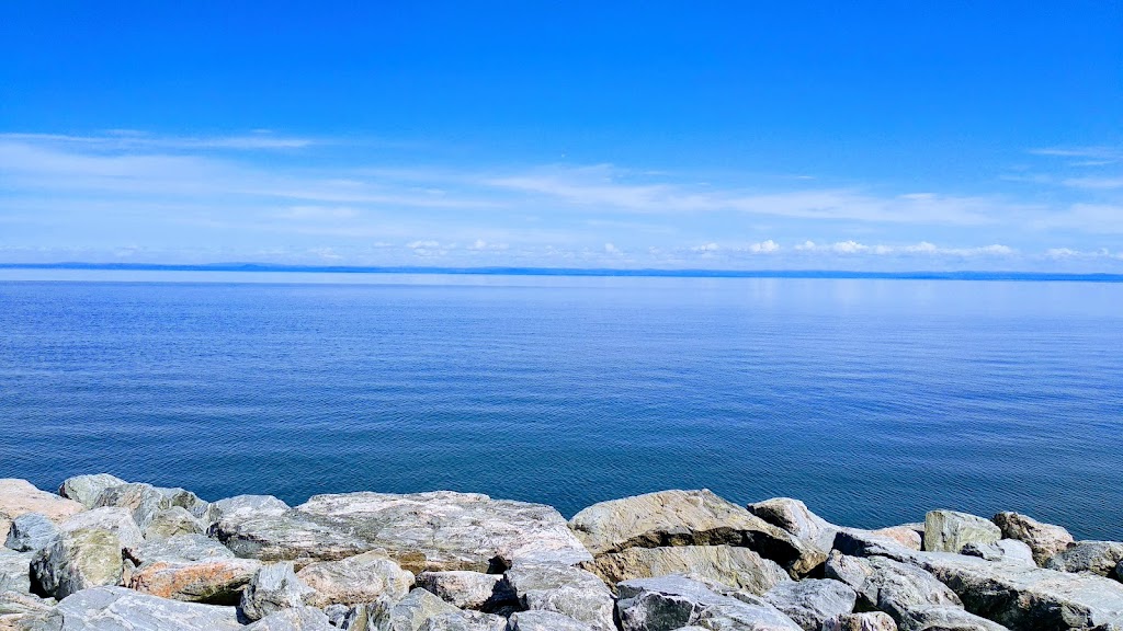 Port De Refuge Cap-à-lAigle Inc | 10 Rue de la Greve, La Malbaie, QC G5A 2R3, Canada | Phone: (418) 665-3698