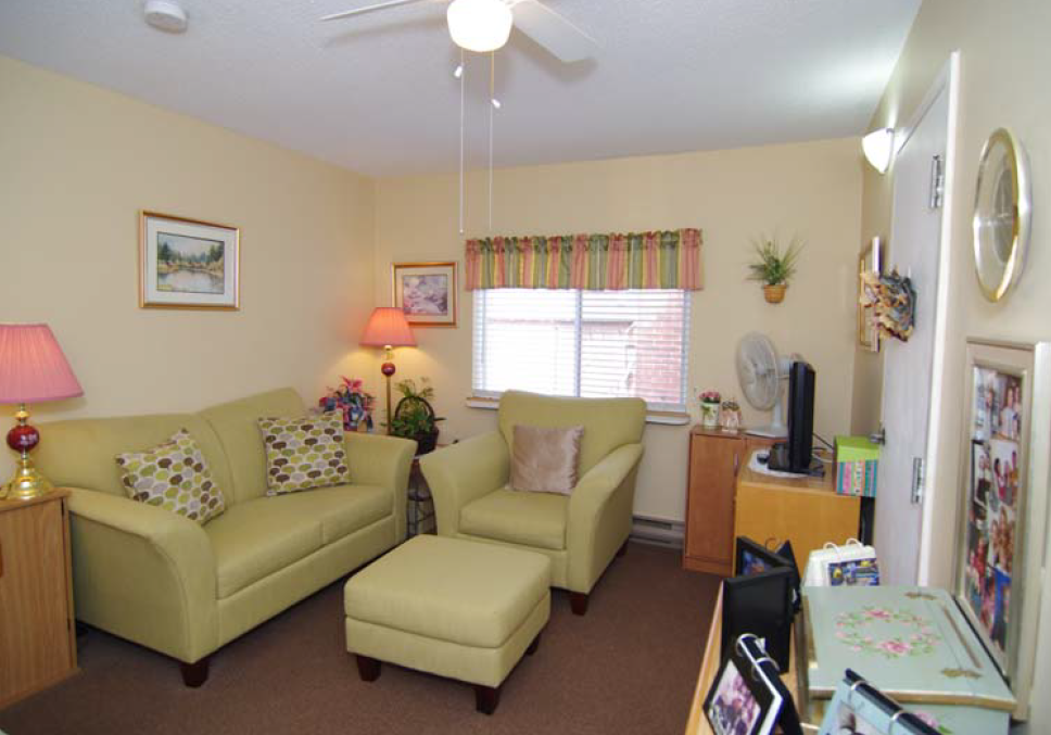 Durand Retirement Residence | 10 Herkimer St, Hamilton, ON L8P 2G2, Canada | Phone: (905) 525-0338