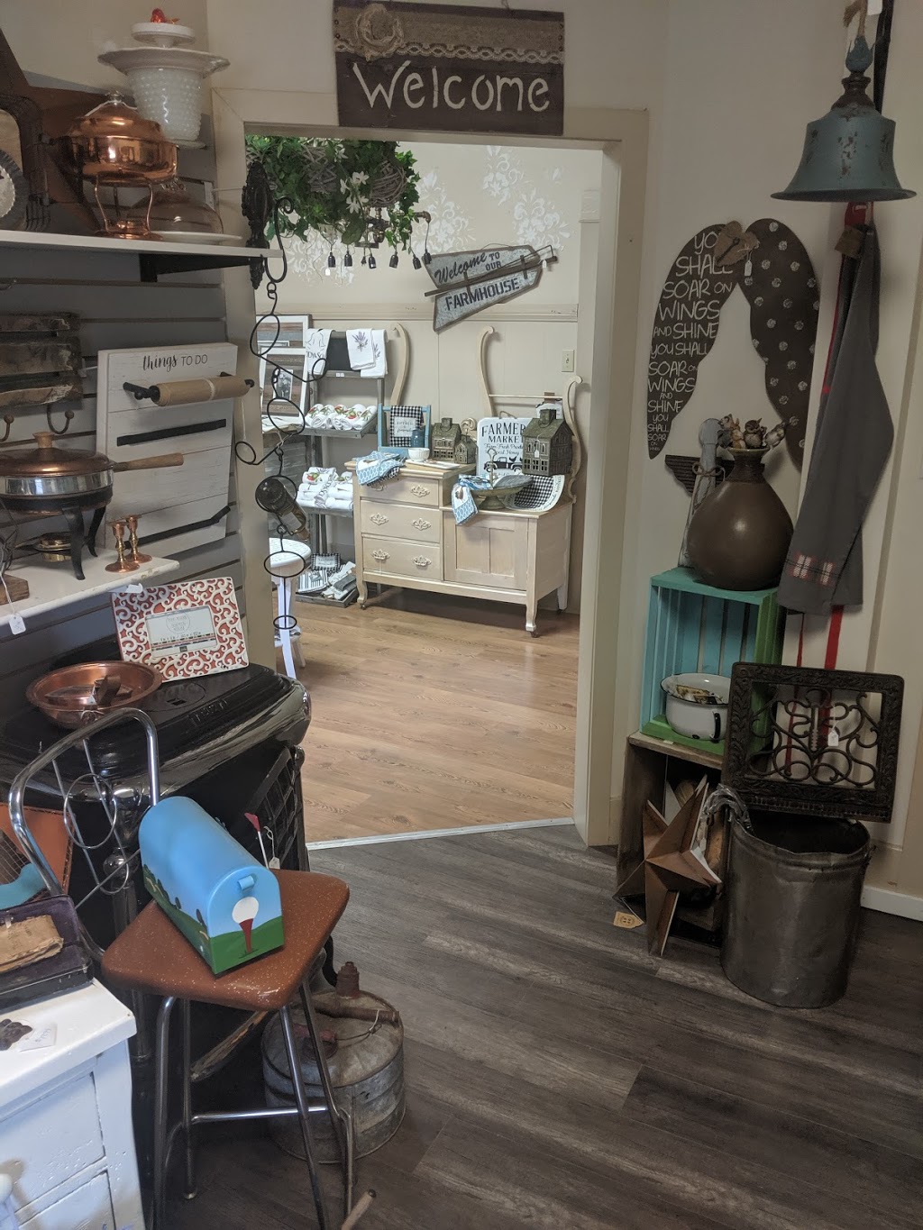 Raggs to Riches | 4810 50 Ave, Stony Plain, AB T7Z 1C4, Canada | Phone: (780) 591-5120