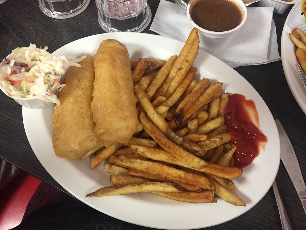 Blue Bird Cafe | 108 Centre St, Regina Beach, SK S0G 4C0, Canada | Phone: (306) 729-2385