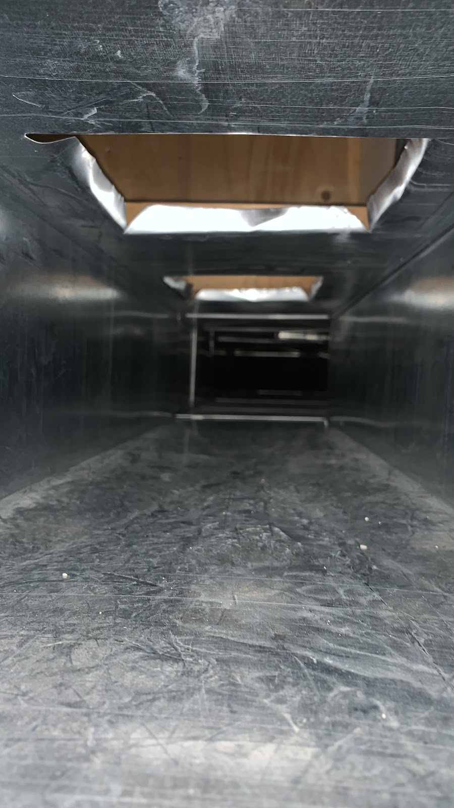Airomax nettoyage de systèmes de ventilation | 565 Bd Lionel-Boulet local c, Varennes, QC J3X 1P7, Canada | Phone: (450) 677-6795