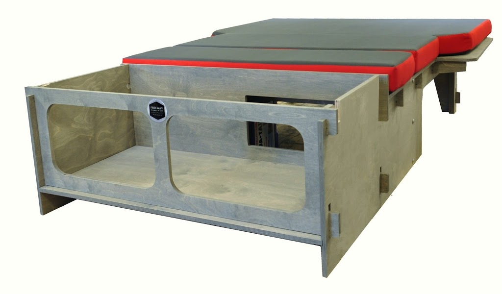 Freeway camper van kit - Ensemble de camping Car Freeway | 1738 Boulevard de la Cité des Jeunes, Les Cèdres, QC J7T 1K9, Canada | Phone: (514) 979-3673