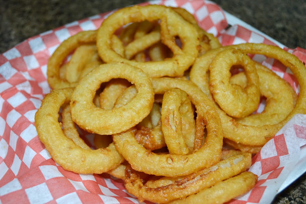 Beyond Pizza and wings | 1960 Main St W, Hamilton, ON L8S 4N5, Canada | Phone: (905) 777-0333
