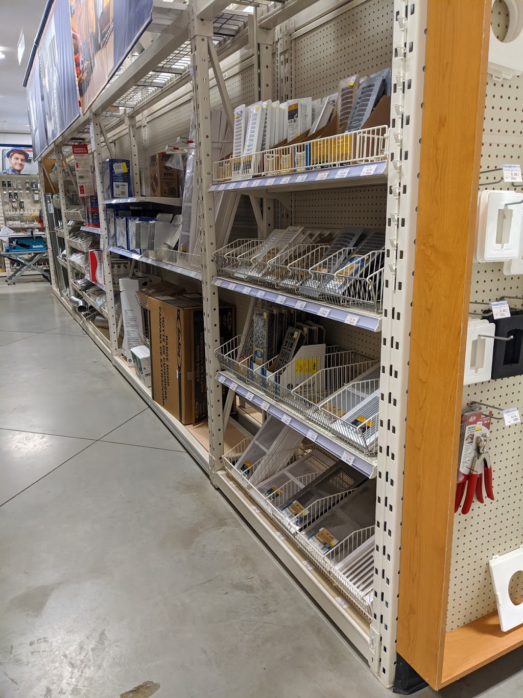 Wolf Creek Building Supplies | 5645 Wolf Creek Dr, Lacombe, AB T4L 1X4, Canada | Phone: (403) 782-1780