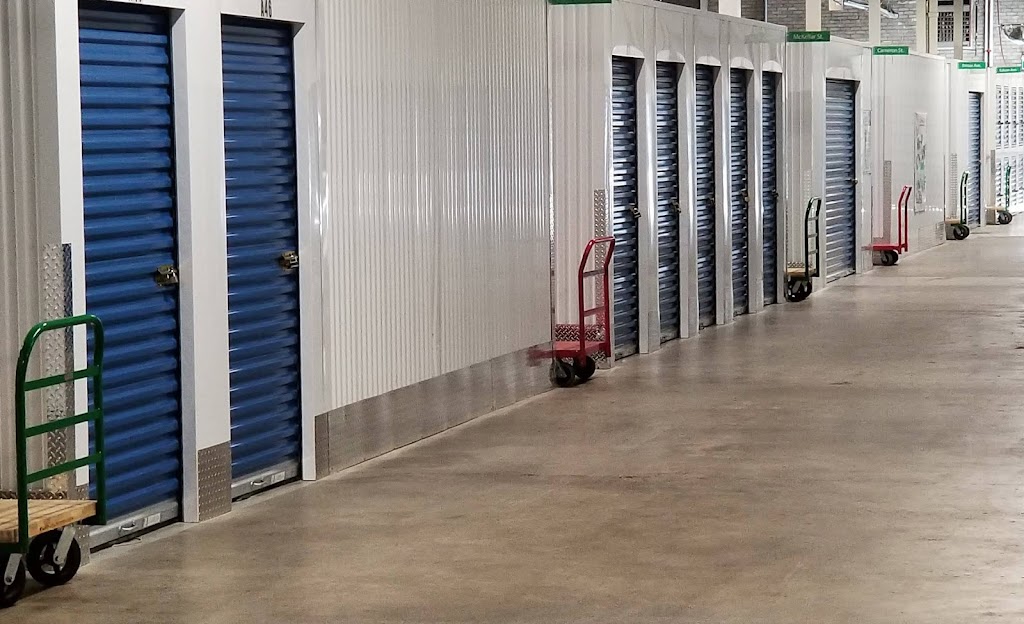 GPL Self Storage | 550 Braidwood Ave, Peterborough, ON K9J 1W1, Canada | Phone: (705) 741-2300