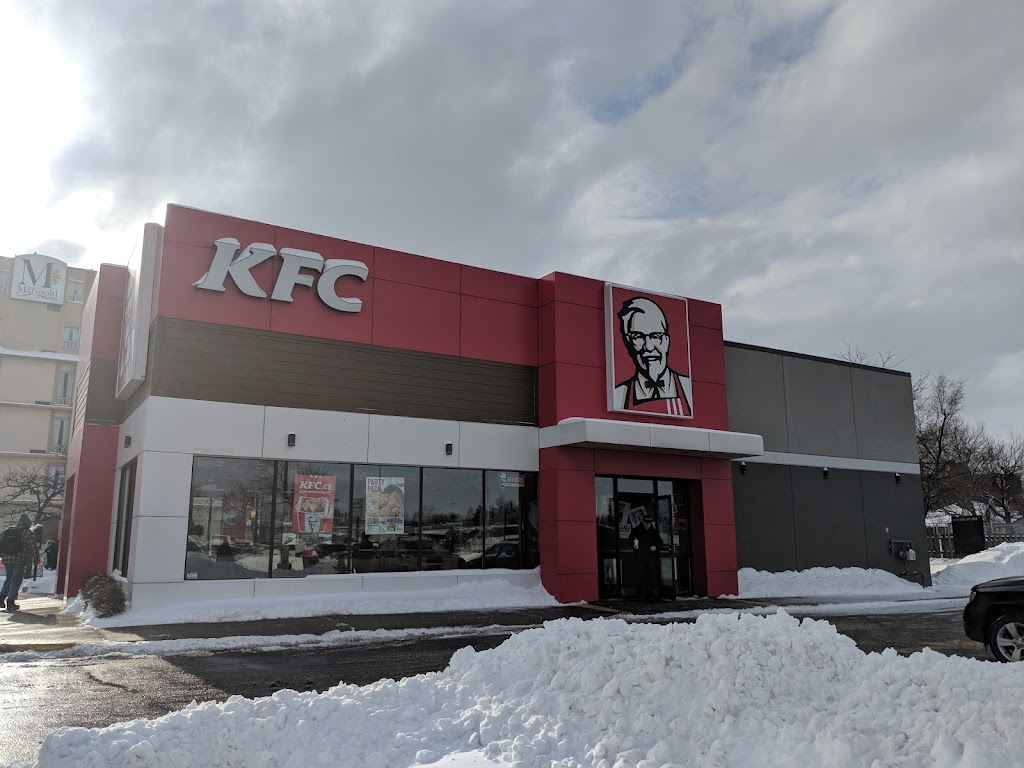 KFC | 230 Queen St E, Brampton, ON L6Y 1M6, Canada | Phone: (905) 457-7422