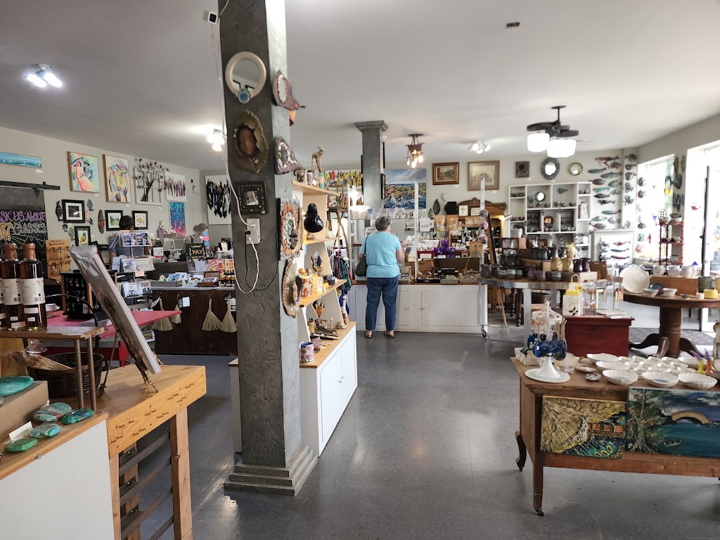 Riverfront Café and Market | 80 Assomption Blvd, Moncton, NB E1C 1A1, Canada | Phone: (506) 853-0072